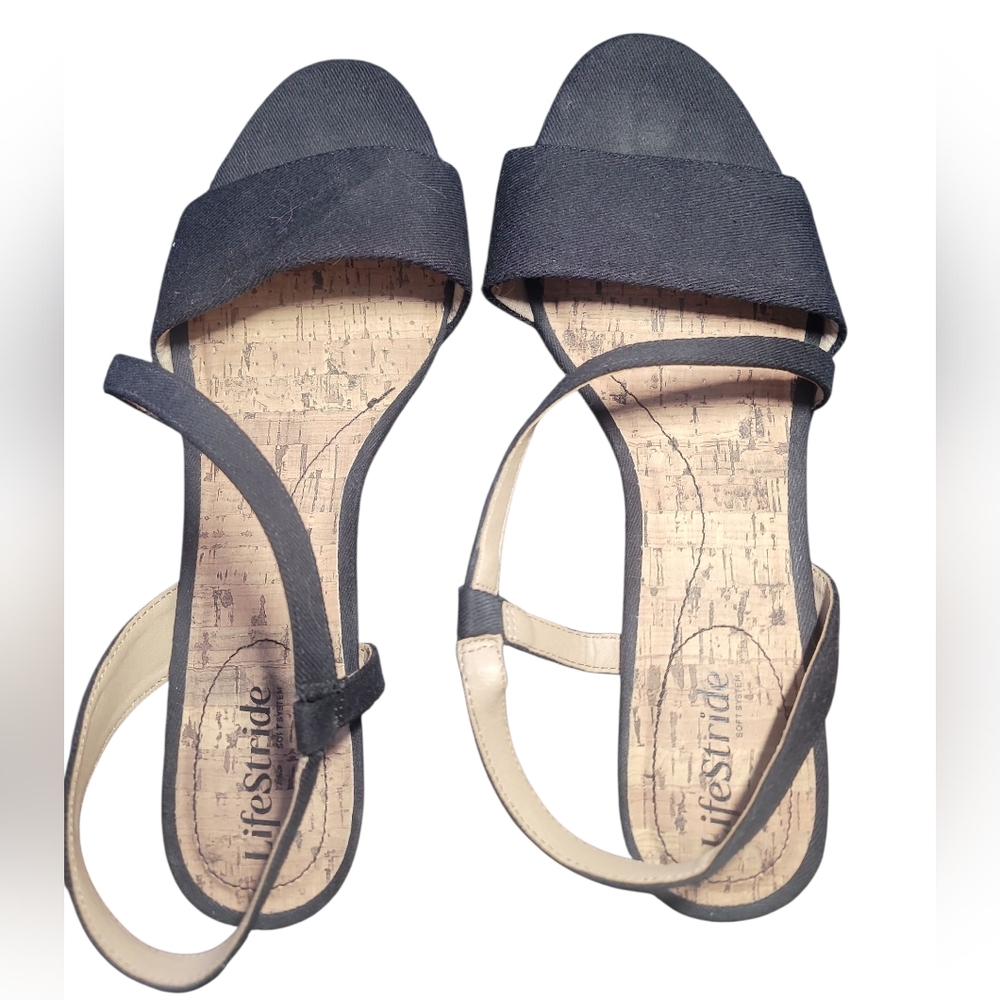 Life Stride Women's Black Strappy Sandals Sz 11